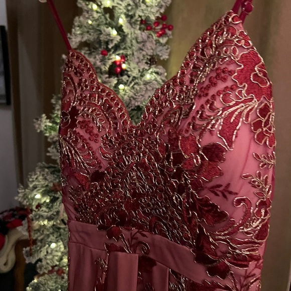 NWT- RED & GOLD SZ:L EMBROIDERED MIDI DRESS by AZBRO - Picture 14 of 14